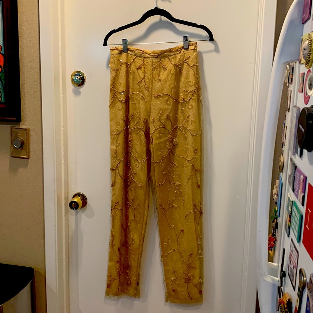 RICKY FREEMAN VINTAGE DINNER PANTS GOLD WITH OVERLAY OF BEADS-AND SEQUINS.SIZE 4